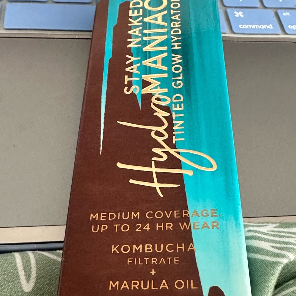 Hydromaniac Tinted Glow Hydrator